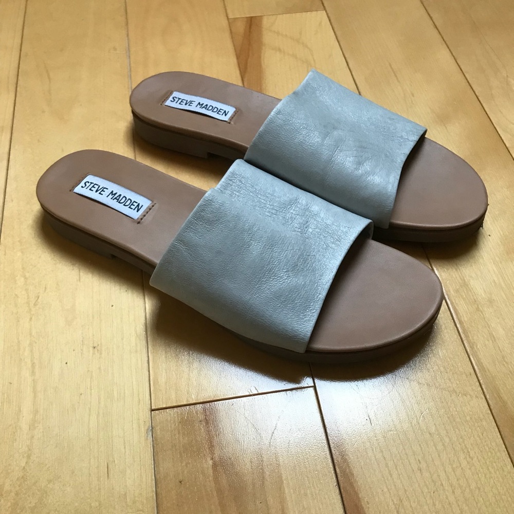 Steve Madden slide sandals. Size 7.
